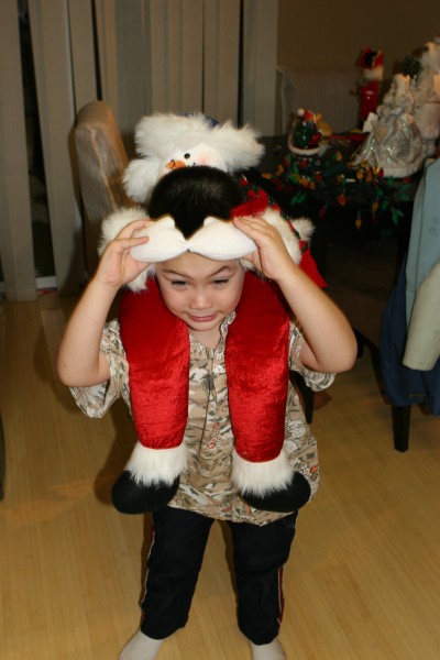 Pictures November 2004 Adam and Arika School pics Santa parade 219.jpg