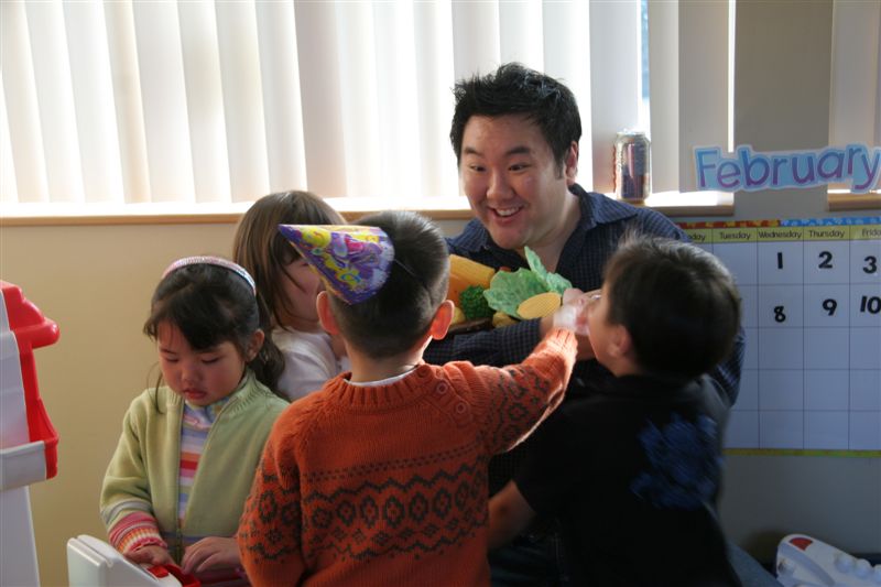 The kids smother Uncle Shyang