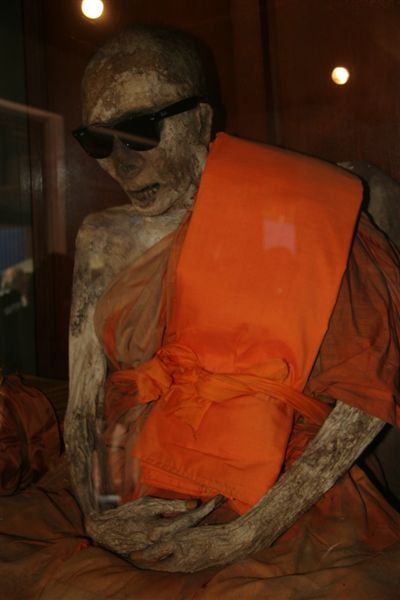 Mummified monk - he died in this position