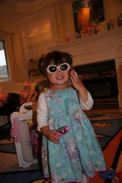 Oh! I like these Paris Hilton shades