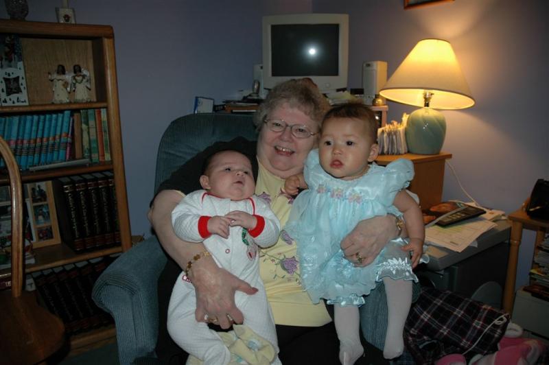 Grandma with her 2 granddaughters Thea and Mei-Lin