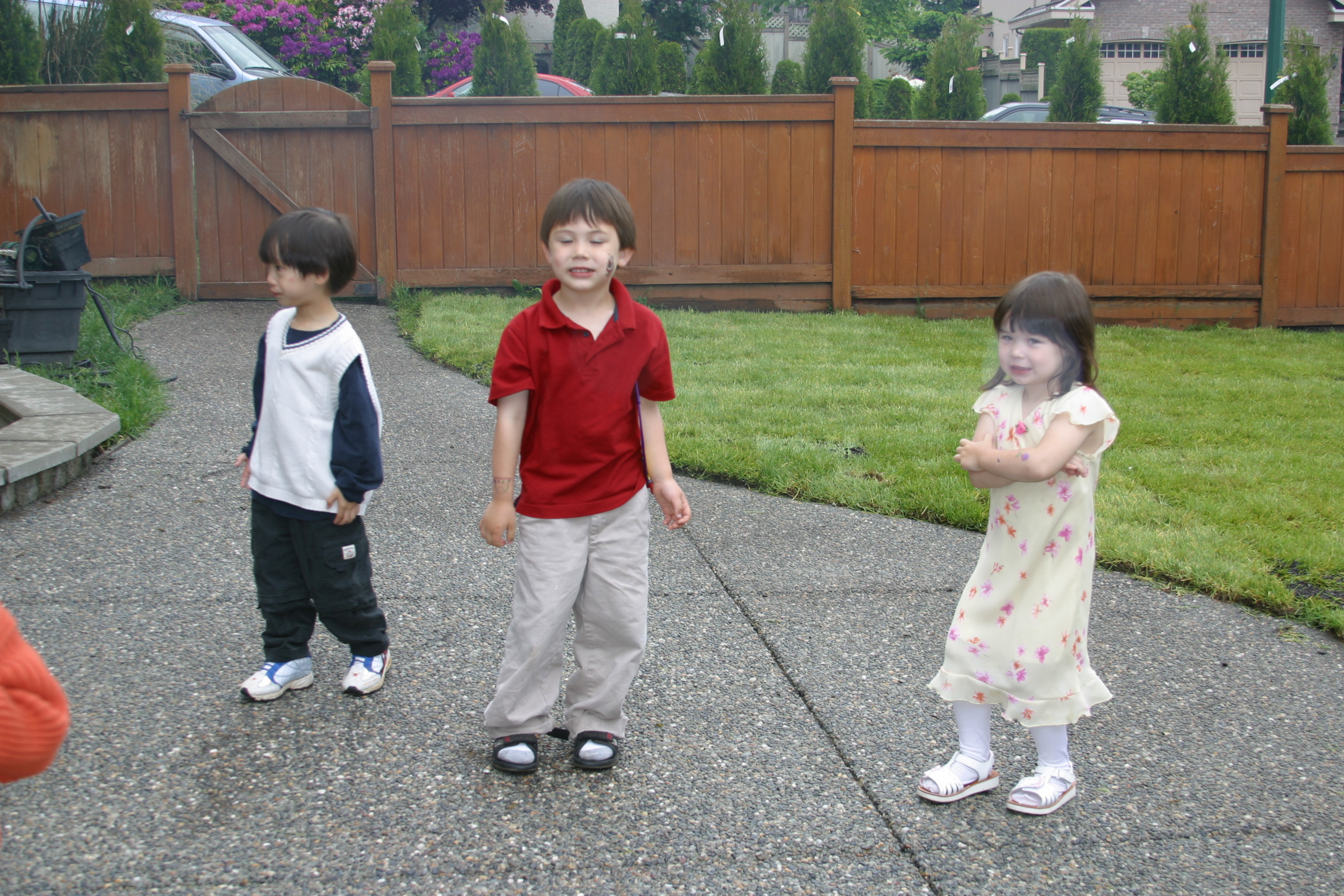 Waiting for the slide to arrive...